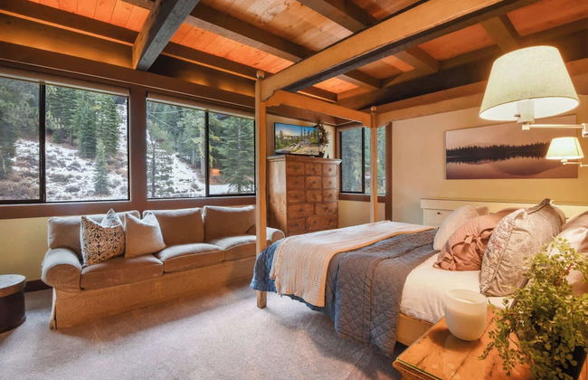 Joy on the River Stunning Waterfront Home for 10 - Foto 5