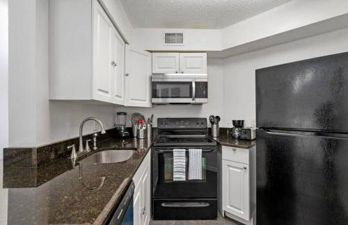 Cozy Apt with Pool, Hot Tub, Golf, Near Downtown - Foto 20