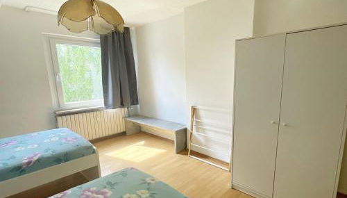 Cozy Apartment in Duisburg - Photo 2, wardrobe