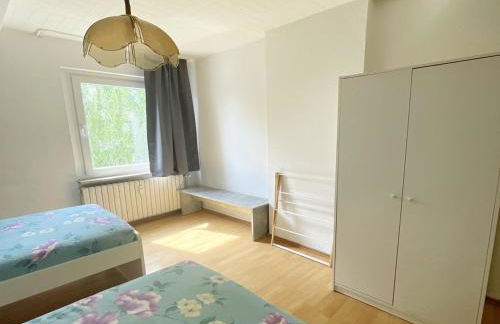 Cozy Apartment in Duisburg - Photo 2
