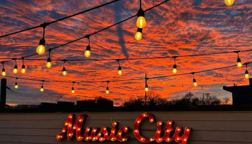 New NashVegas Downtown Rooftop City Views 13Beds - Foto 5