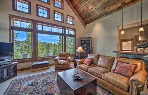 Stunning Ski-InandSki-Out Penthouse Condo with Hot Tub - Foto 17