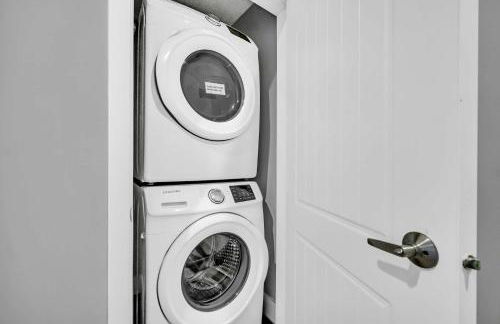 Cle Suites 1BR 1BA 5 min Walk to Cle Clinic #10 - Foto 9