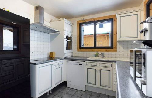 Superbe Duplex Savoyard pour 13 pers. avec Cheminée et Balcons, à 300m des Pistes - FR-1-398-616 - Foto 6