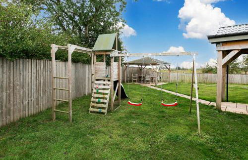 Sleeps6- Hot Tub- Pet Friendly- Log Burner - Foto 13