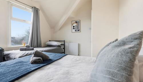 Chorlton Central l Long Stays lGroups Relocatorsl - Foto 3, wardrobe