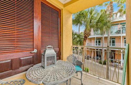 Carillon Beach condo with WiFi balcony pool and beach access - Foto 2