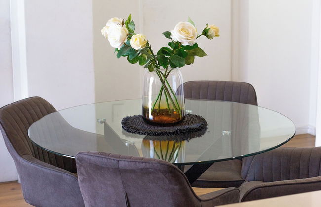 Sandton Smart Apartment Thirty-One - Photo 4