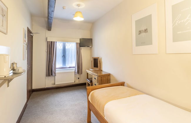 OYO Elm Farm Country House, Norwich Airport - Photo 16