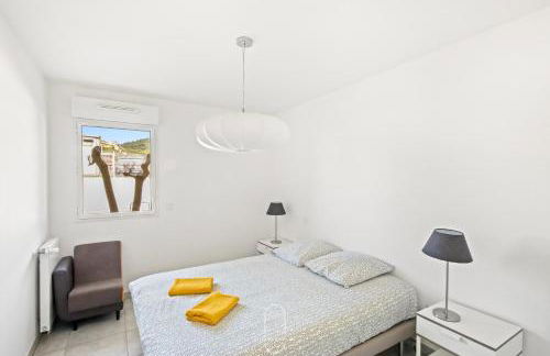 Au bout de la rue la Mer- T3 Jardin Piscine PARKING WIFI BY HC - Foto 8