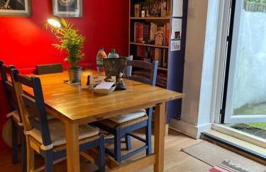 Comfy child/dog friendly garden flat heart Camden - Foto 30