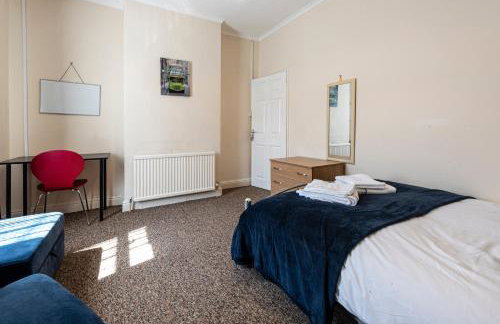 Harbour place in Newcastle under Lyme with Parking, perfect for Contractors or Alton Towers - Foto 38