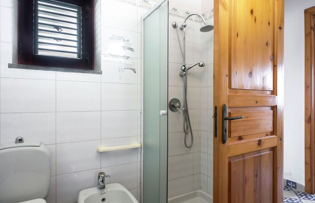 Holiday Home in Sicily With Sea Views - Photo 12