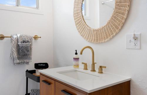 Sebastopol Farmhouse on 3 acres, fiber, kid friendly - Foto 17