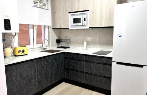 LUJO Parking, Proyector, Maquinita y Patinetes - Foto 19