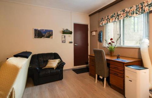 Gorgeous Apartment In Kucice With Wifi - Photo 10