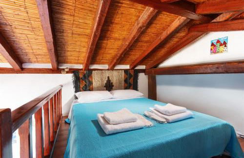 Ypatia Cozy Castle Suite Apartment with Loft - Foto 13