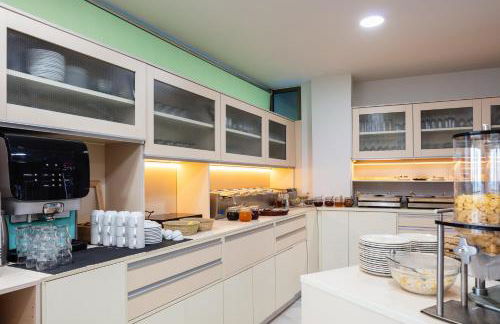 Steris Elegant Beach Hotel - Photo 40