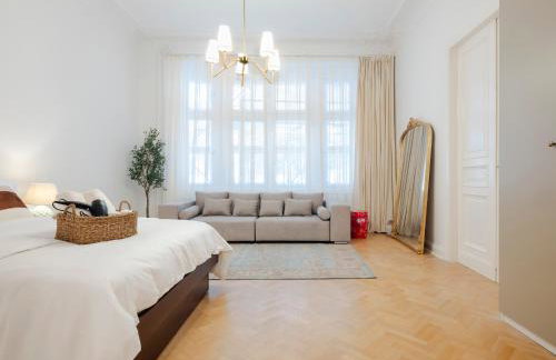 KuDAMM Charming Old Home,4-9 ppl,Family Friendly,Wifi,Savignyplatz - Photo 28