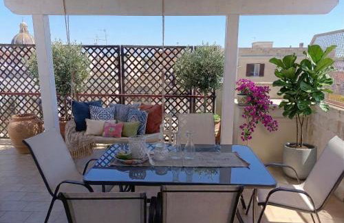 Penthouse in central area with very large terrace - Foto 25