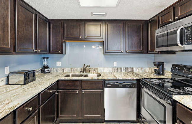 Phoenix V Vacation Rental Condominiums - Photo 59