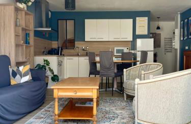 Plein centre Auray - Spacieux duplex T2 avec grande terrasse ensoleillée - Foto 12