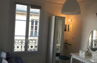 Le Jardin Darcy Liberté Hyper centre gare-ville parking public payant dans la rue - Foto 24