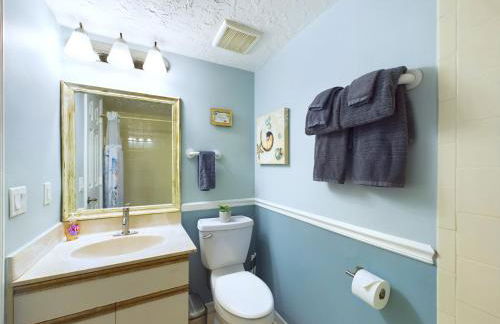 Royal Mansions, Ocean View Penthouse Condo - Foto 24