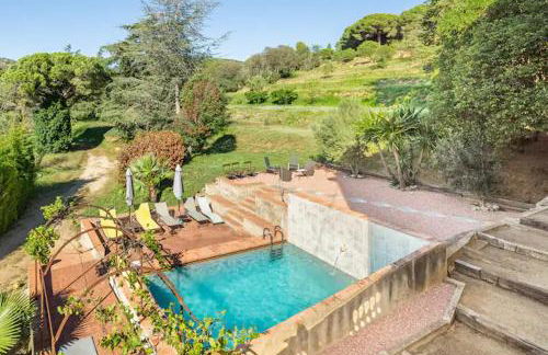 Can Rovira - Stunning Neoclassical Mansion, Just 20 min drive from Barcelona City Center, Ideal for groups and families - Foto 17