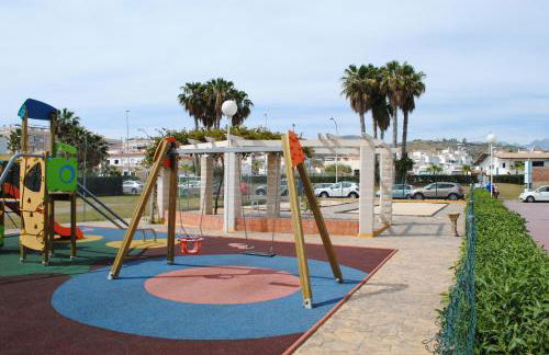 Apartamentos Laguna Beach - Photo 23