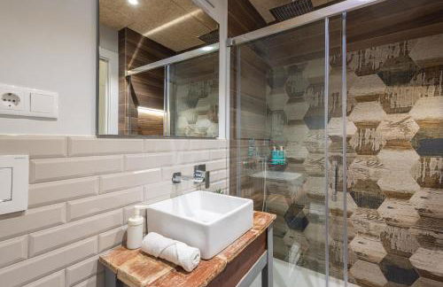 FLORIT FLATS - CENTER MODERN 1BR 2Bth TERRACE WI-FI AC - Photo 14