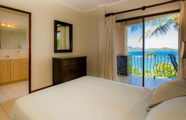 Beautiful Condo in Peaceful Cliffside Location with a Private Balcony & Stunning Ocean and Mountain Views - Foto 6