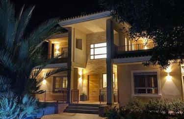 Totally Private Lux Boutique Villa Sleeps 11 - Foto 5