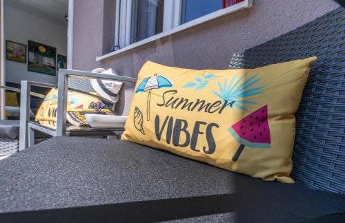 The Fairy's Cave - Free Parking - Photo 28