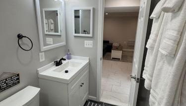 North Bethesda Gem - Entire House 5 min from Metro - Foto 3