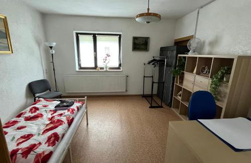 Schöne Zimmer mit gemeinsamer Nutzung von Bad, Toilette und Küche - Foto 30