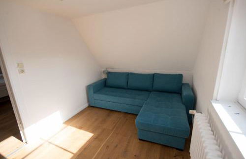 Schönes Ferienhaus mit Garten & Mid Century Möbeln in Strand nähe Avendorf - Foto 9