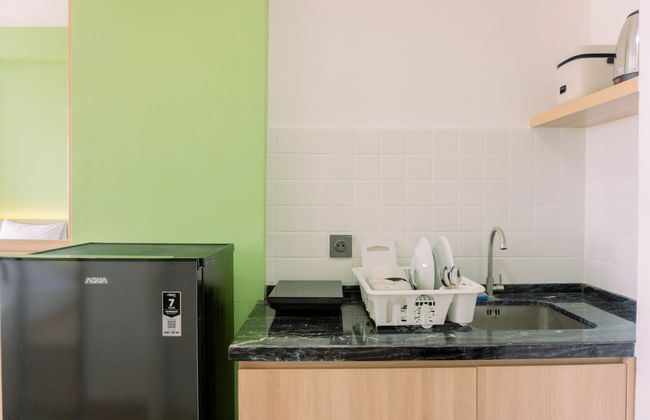 Homey And Cozy Living Studio Poris 88 Apartment - Foto 8