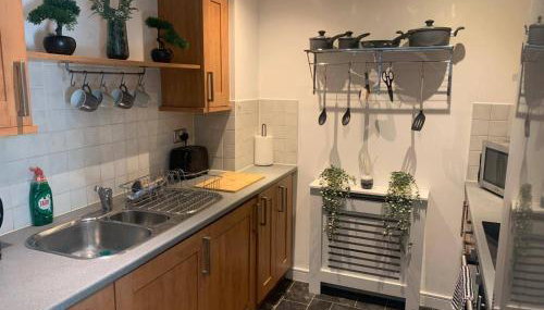 2 Bed Flat - Sleeps 6 - Parking - Wifi - Foto 4