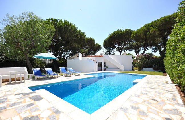 Delightful Single-storey Villa, Private Pool, Free air Conditioning and Wifi - Foto 1