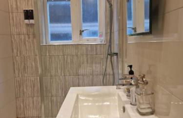 Quintessentially 'London' flat - Foto 33