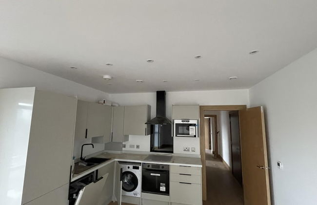 Exquisite Riverside Living in a Stunning Flat - Foto 6