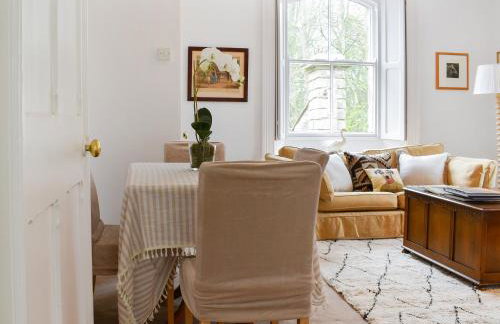 West Lodge - Photo 4