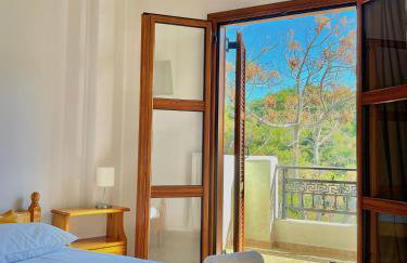 Marinos Studios and Apartments - Foto 2