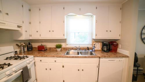 Adorable and Cozy Bungalow - Foto 4