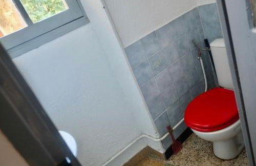 3 Bed-Sleeps 6-Balcony-Pets-Parking-Town Centre - Photo 20