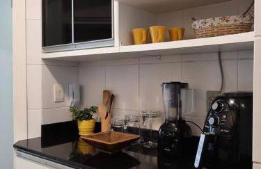 Apartamento encantador quadra mar - Foto 8