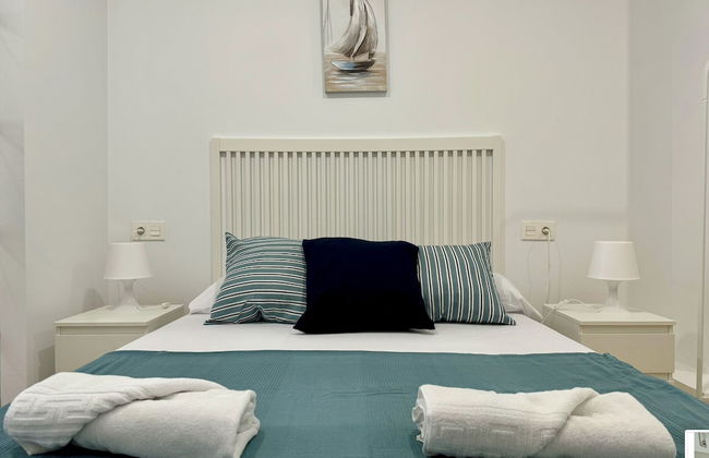 Cabanyal Apto Luminoso y Playa - Foto 2