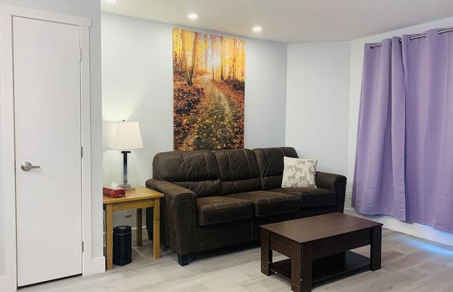 Luxurious One Bedroom Suite WindTower - Photo 9