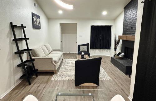 Newly Updated Cozy Home - Foto 15